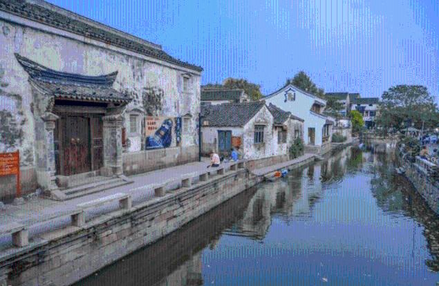 周深参加腾讯年会,再唱成名作《大鱼》,瞬间梦回《中国新歌声》舞台